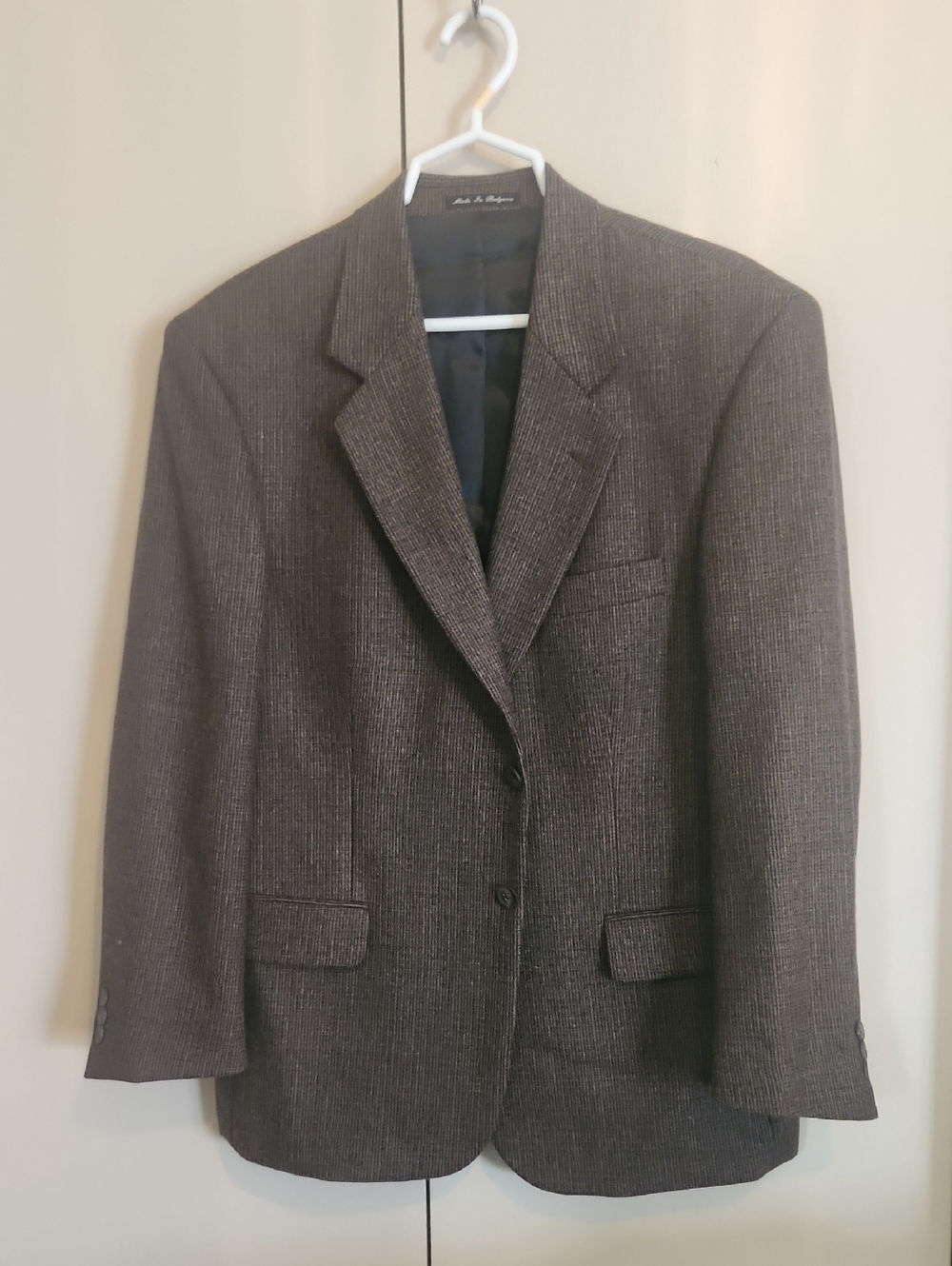 J21 Millenium Collection Classic Men's Charcoal Two-Button Blazer 100% Wool
